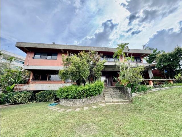 Vivienda de alto standing en venta Nueva Caracas, Distrito Capital