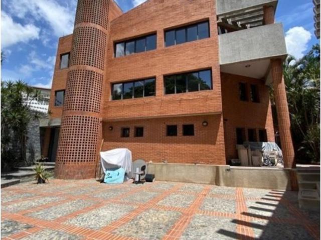 Vivienda de alto standing en venta Nueva Caracas, Distrito Capital