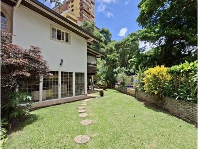 Vivienda de alto standing en venta Nueva Caracas, Distrito Capital