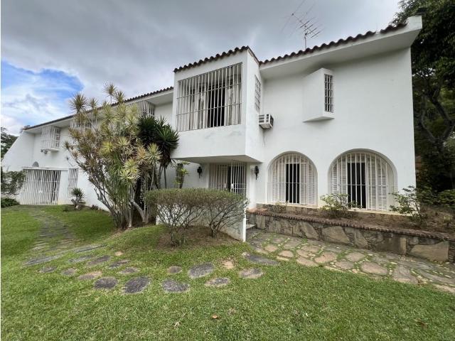 Vivienda de alto standing en venta Nueva Caracas, Distrito Capital