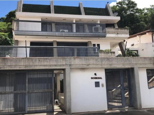 Vivienda de alto standing en venta Nueva Caracas, Distrito Capital