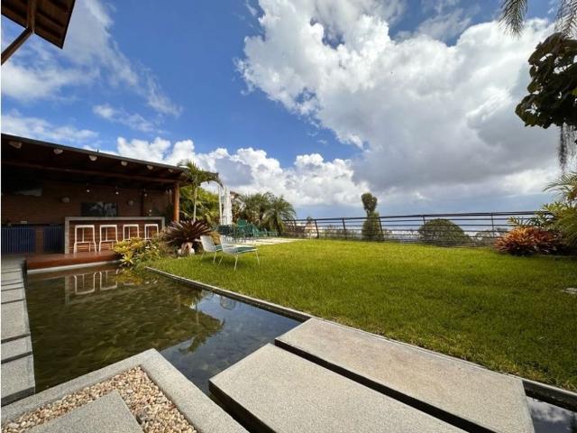 Vivienda de alto standing en venta Nueva Caracas, Venezuela