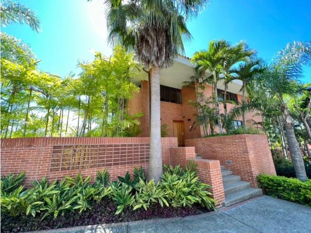 Vivienda de alto standing en venta Nueva Caracas, Venezuela