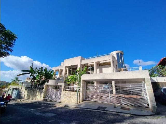 Vivienda de alto standing en venta Nueva Caracas, Venezuela