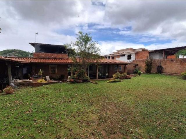 Vivienda de alto standing en venta Nueva Caracas, Venezuela