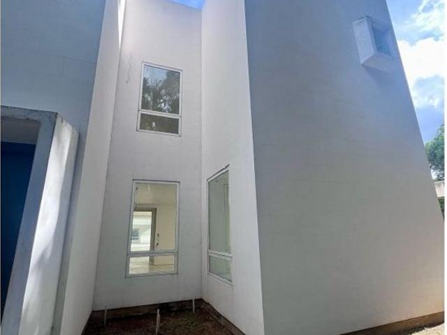 Vivienda de alto standing en venta Nueva Caracas, Venezuela