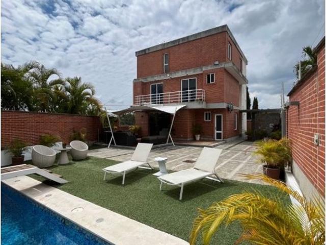 Vivienda de alto standing en venta Nueva Caracas, Venezuela