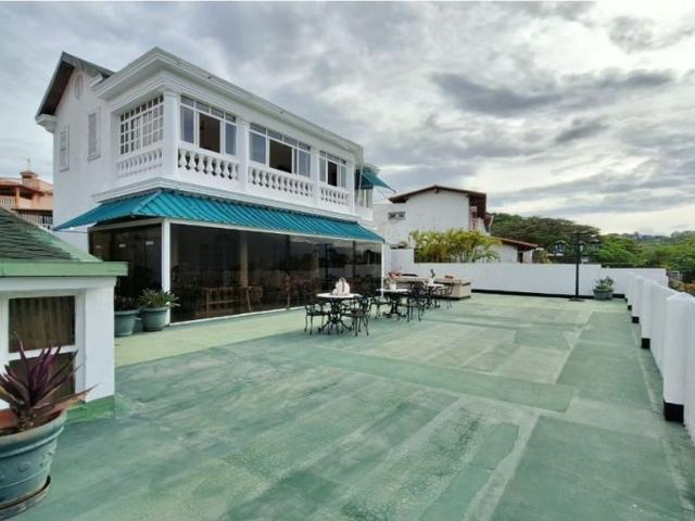 Vivienda de alto standing en venta Nueva Caracas, Venezuela