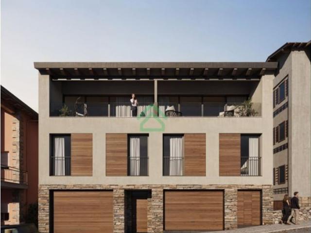 Vivienda de alto standing de 220 m2 en venta Alp, Cataluña