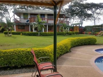 Vivienda de alto standing en venta Armenia, Quindío Department