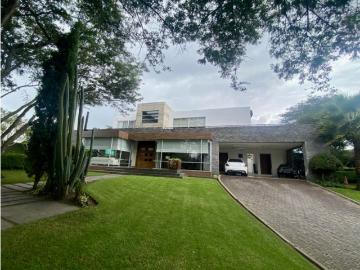 Vivienda de alto standing en venta Cumbayá, Provincia de Pichincha