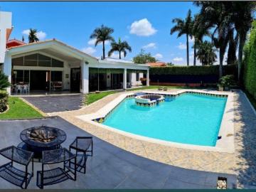 Vivienda de alto standing en venta Cali, Colombia