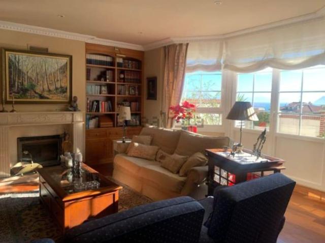 Vivienda de alto standing en venta Castro Urdiales, Cantabria