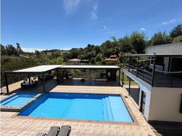 Cortijo de alto standing en venta Carmen de Viboral, Departamento de Antioquia