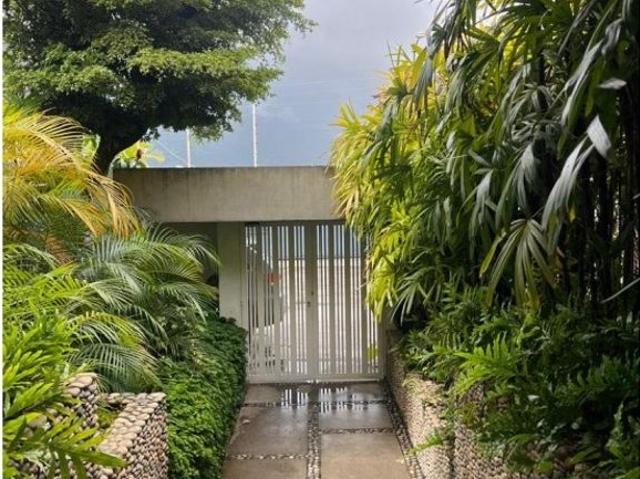Vivienda de lujo en venta Nueva Caracas, Distrito Capital