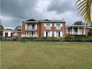 Vivienda de alto standing en venta Circasia, Colombia