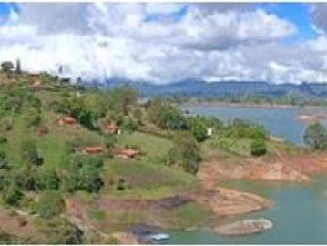 Vivienda de alto standing en venta El Peñol, Colombia