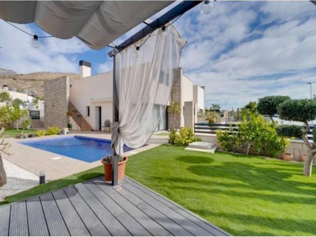 Vivienda de alto standing en venta Finestrat, Comunidad Valenciana