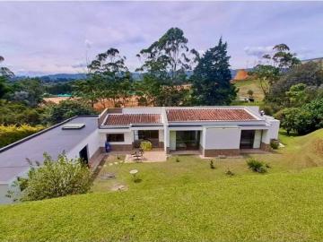 Vivienda de alto standing en venta Guarne, Colombia