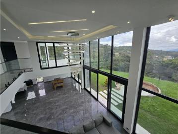 Vivienda de alto standing en venta La Calera, Colombia