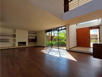 Vivienda de alto standing en venta La Calera, Cundinamarca