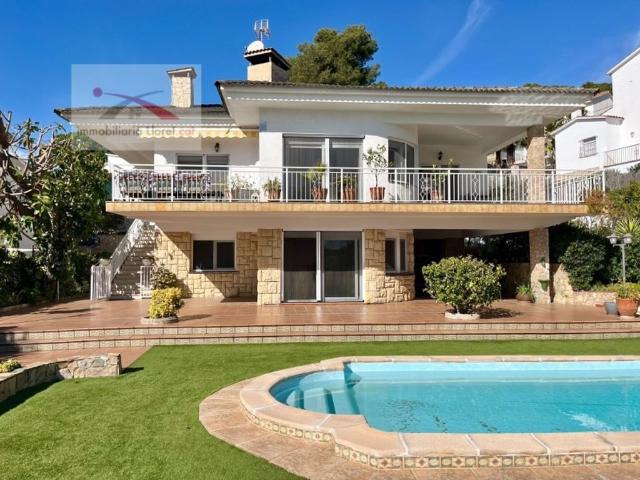 Vivienda de lujo de 423 m2 en venta Lloret de Mar, Cataluña