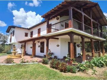 Vivienda de alto standing en venta Rionegro, Colombia