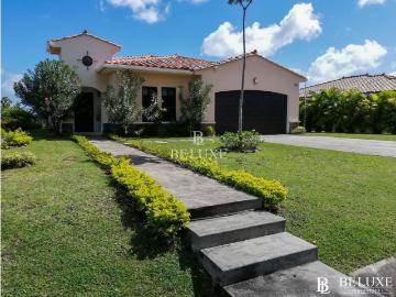 Vivienda de alto standing en venta San Carlos, Panamá Oeste