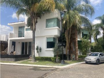 Vivienda de alto standing en venta San Juan del Río, México