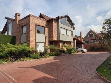 Vivienda de alto standing en venta Santafe de Bogotá, Colombia