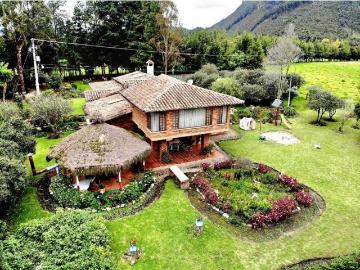 Vivienda de alto standing en venta Tabio, Cundinamarca