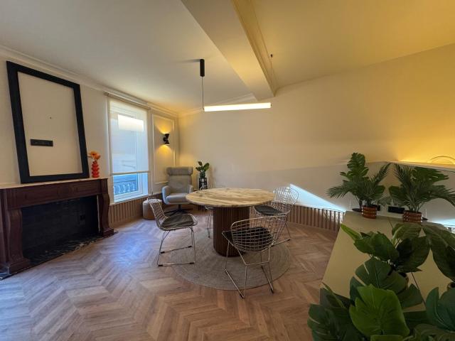 VIVIENDA DE DISEÑO LISTA PARA ENTRAR A VIVIR EN MARQUES DE SANTILLANA