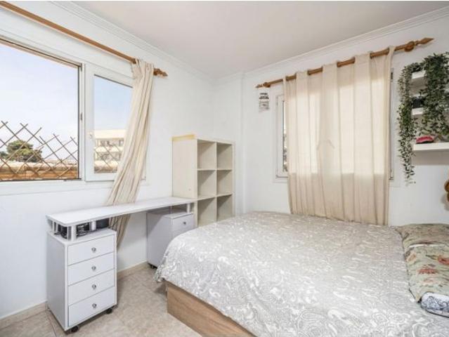Vivienda de dos pisos en Cala Ratjada con accesos independientes