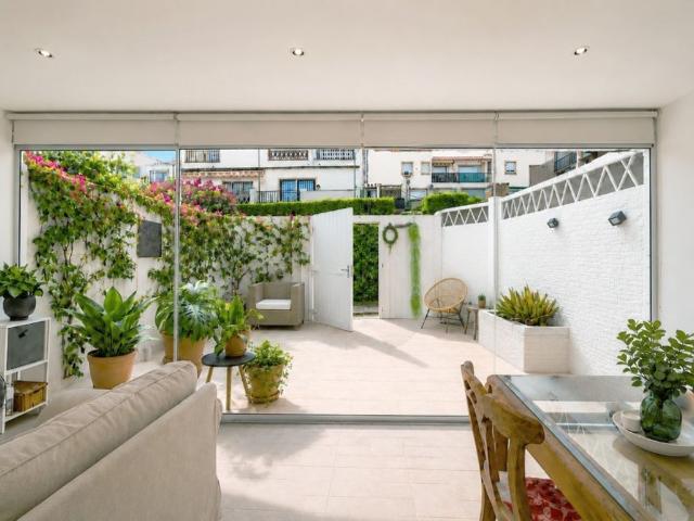 Vivienda de lujo de 157 m2 en venta Zona de Punta Plata, Estepona, Málaga, Andalucía