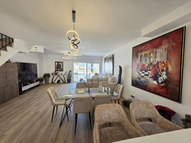 Vivienda de lujo de 171 m2 en venta Fuengirola, Andalucía
