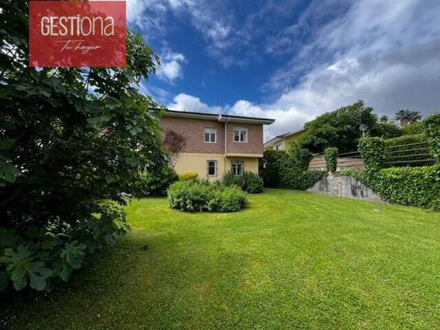Vivienda de lujo de 182 m2 en venta Noja, Cantabria