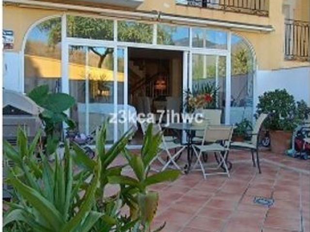Vivienda de lujo de 189 m2 en venta Zona Calvario, Estepona, Andalucía