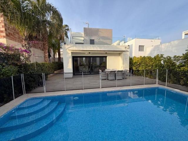 Villa / Chalet de 125 m2 en venta en Rojales, Comunidad Valenciana