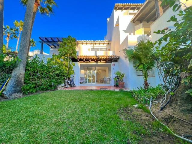 Vivienda de lujo de 133 m2 en venta Estepona, Andalucía