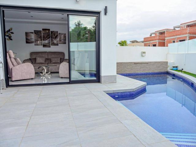 Vivienda de lujo de 132 m2 en venta Los Montesinos, Comunidad Valenciana