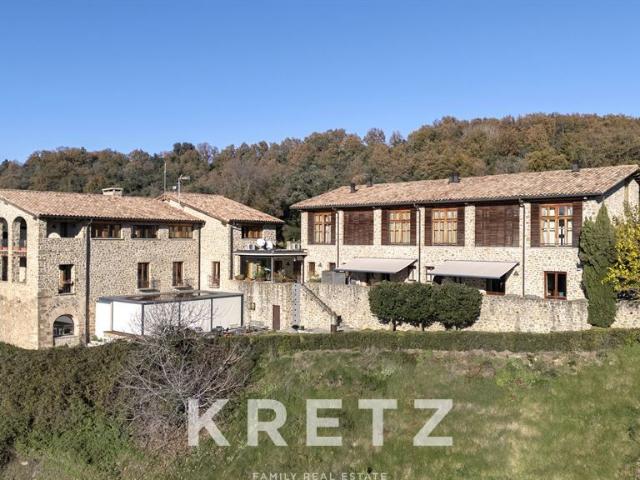 Vivienda de lujo de 2400 m2 en venta Olot, España