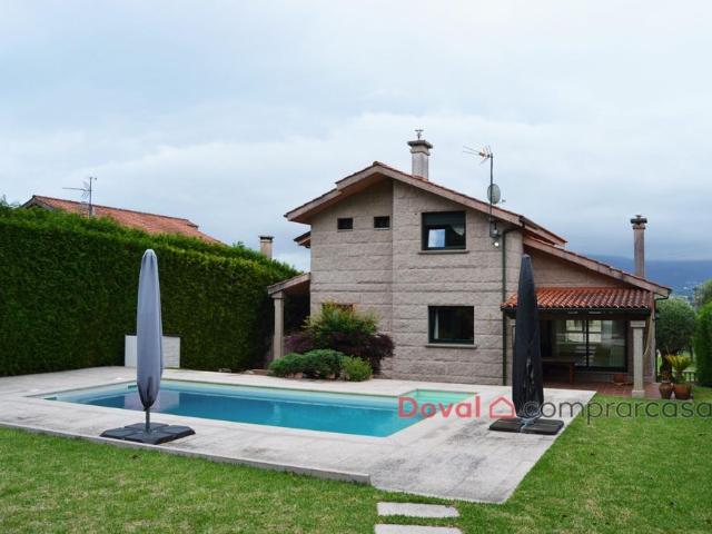 Vivienda de lujo de 249 m2 en venta Tuy, España