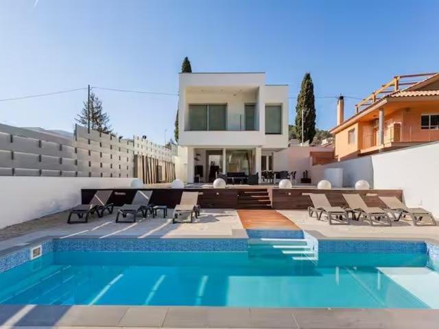 Vivienda de lujo de 250 m2 en venta Canyellas, España