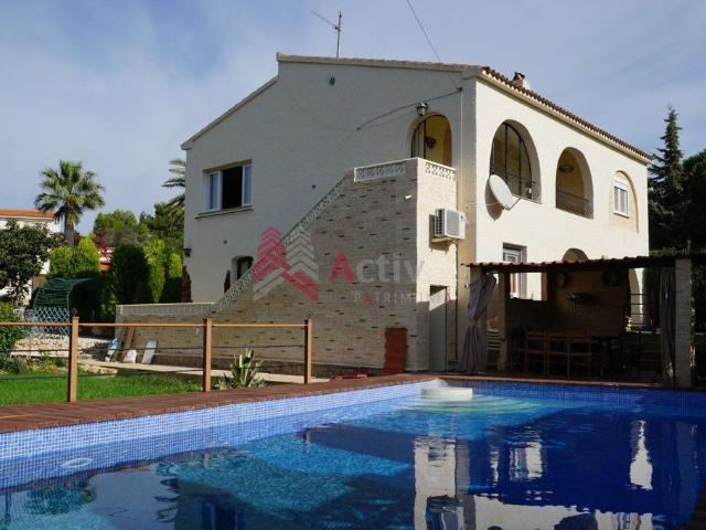 Vivienda de lujo de 255 m2 en venta Calpe, España