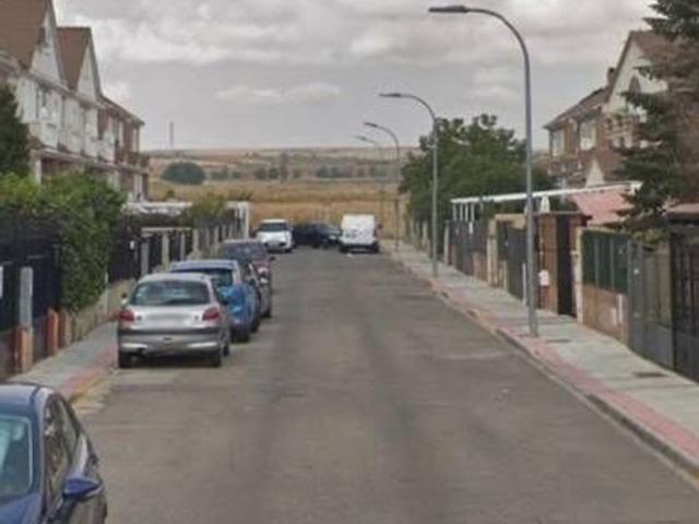 Vivienda de lujo de 270 m2 en venta Azuqueca, Castilla La Mancha