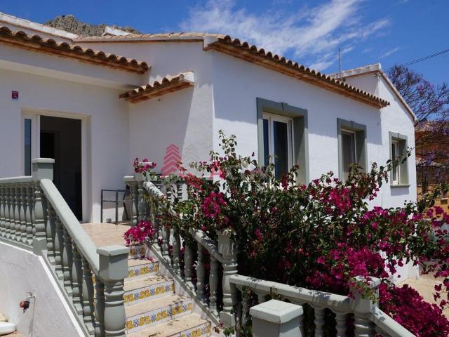 Vivienda de lujo de 282 m2 en venta Calpe, España