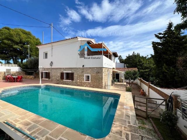Vivienda de lujo de 200 m2 en venta la Nucia, Comunidad Valenciana