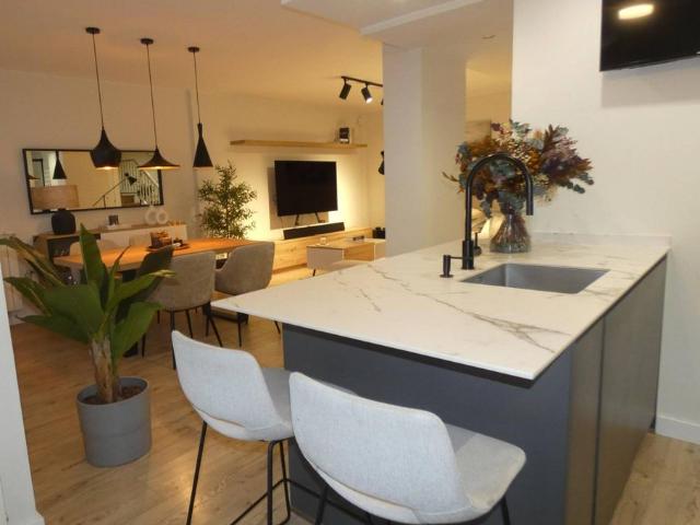 Vivienda de lujo de 214 m2 en venta Utebo, Aragón