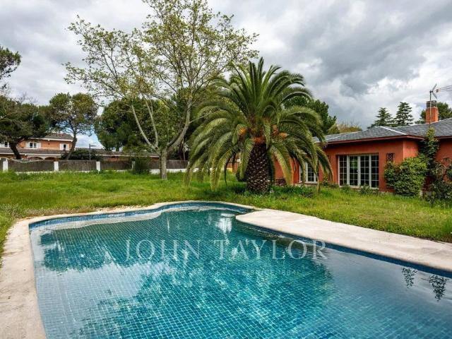 Vivienda de lujo de 235 m2 en venta Boadilla del Monte, Comunidad de Madrid