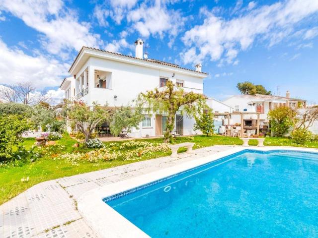 Vivienda de lujo de 351 m2 en venta Vilanova i la Geltrú, España